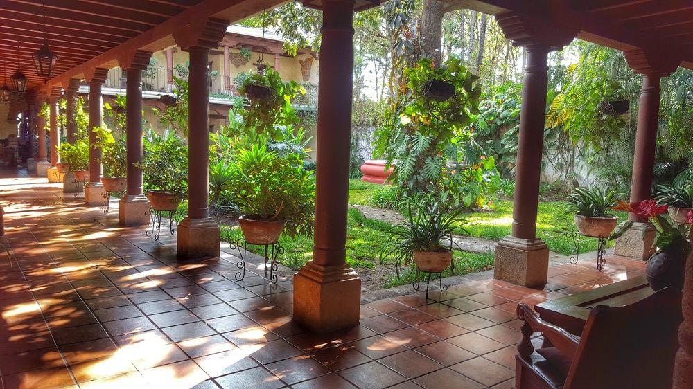 Hotel Real Plaza Antigua ภายนอก รูปภาพ