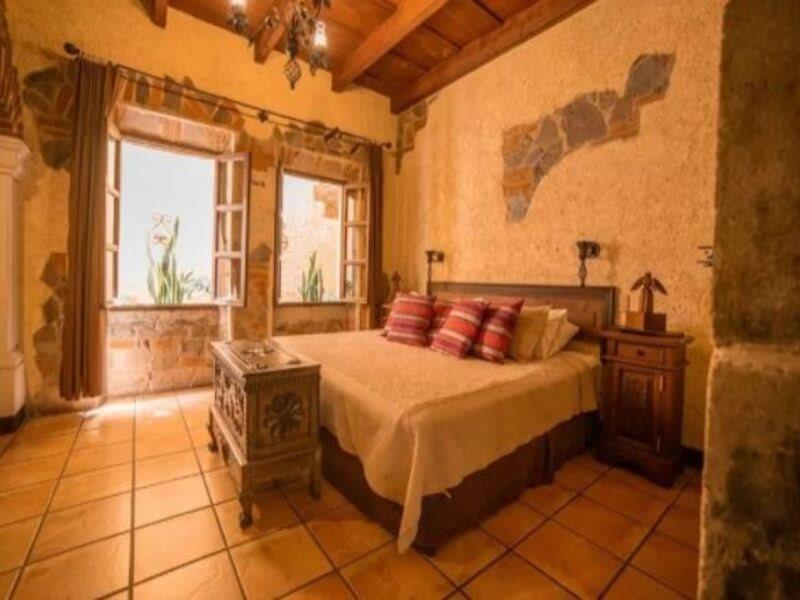 Hotel Real Plaza Antigua ภายนอก รูปภาพ