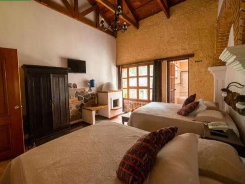 Hotel Real Plaza Antigua ภายนอก รูปภาพ