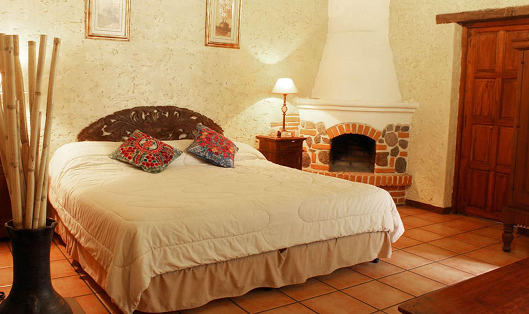 Hotel Real Plaza Antigua ภายนอก รูปภาพ