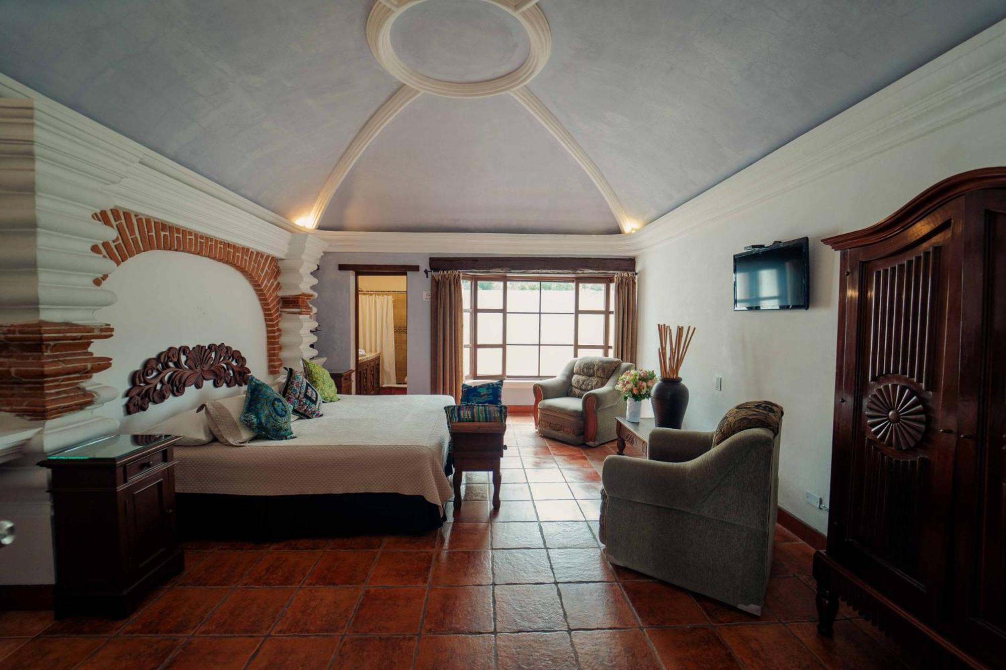 Hotel Real Plaza Antigua ภายนอก รูปภาพ