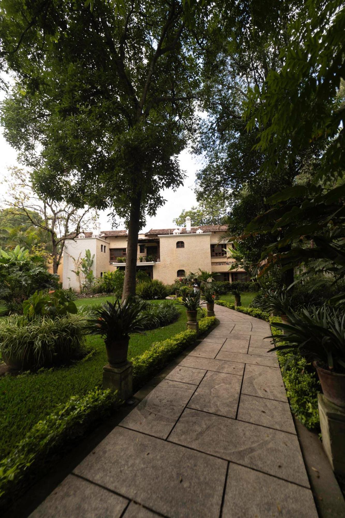 Hotel Real Plaza Antigua ภายนอก รูปภาพ